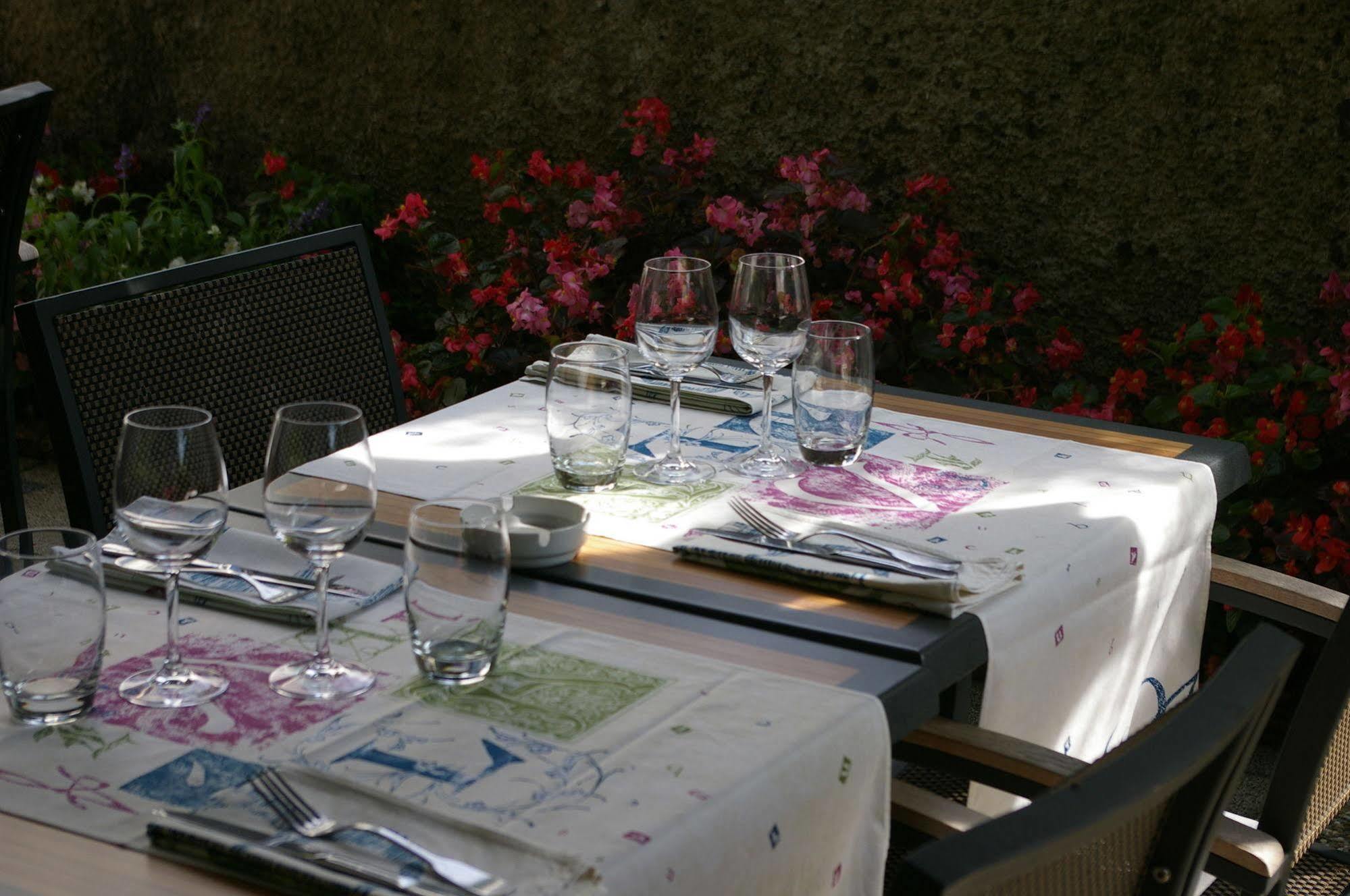 Le Bellevue 3* Saint-Hippolyte (Doubs)